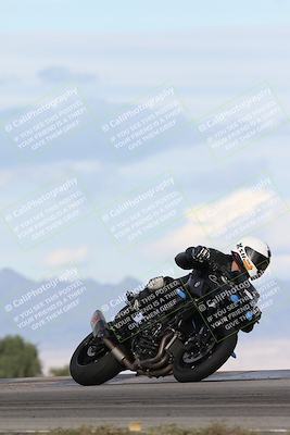 media/Nov-16-2025-Race Pace (Sun) [[8c5fa54630]]/Non Verified Riders (1st 20 Minutes)/7-Turn 9 Entry (210pm)/